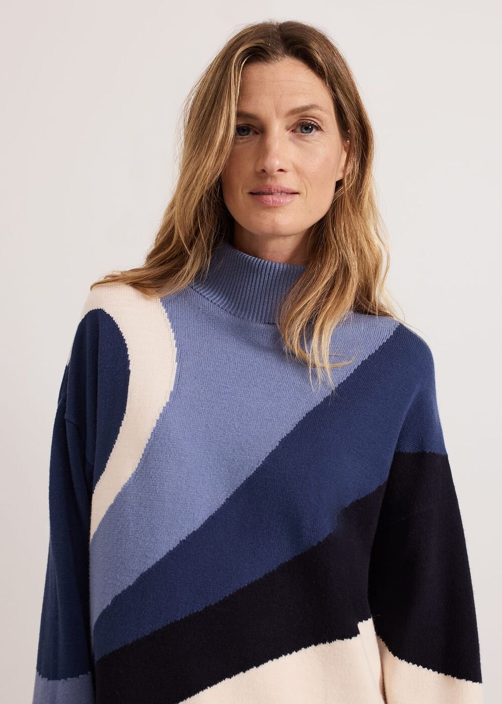 Sabrina Swirl Jacqaurd Jumper - Navy