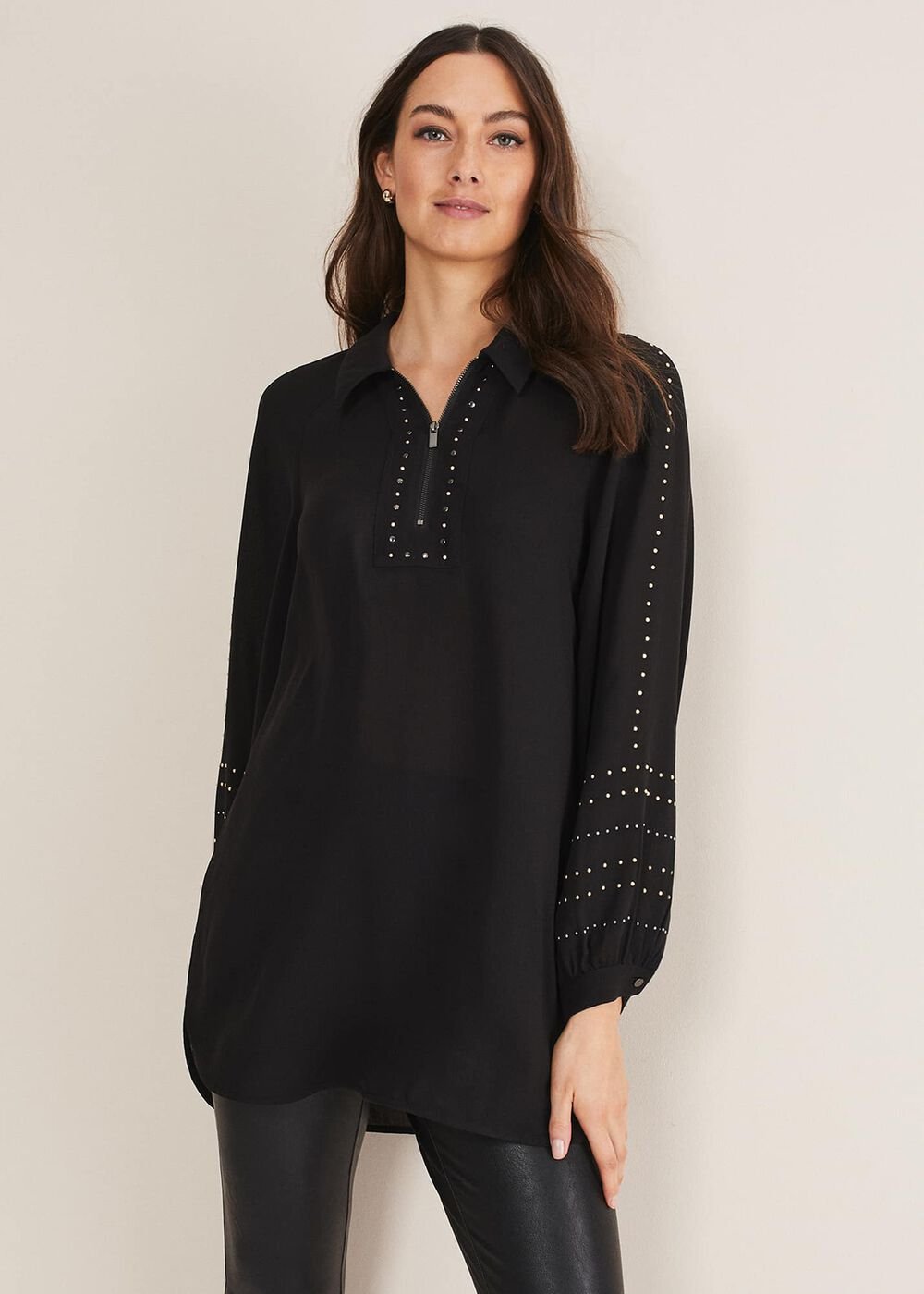 Tullulah Heatfix Sleeve Tunic Blouse - Black