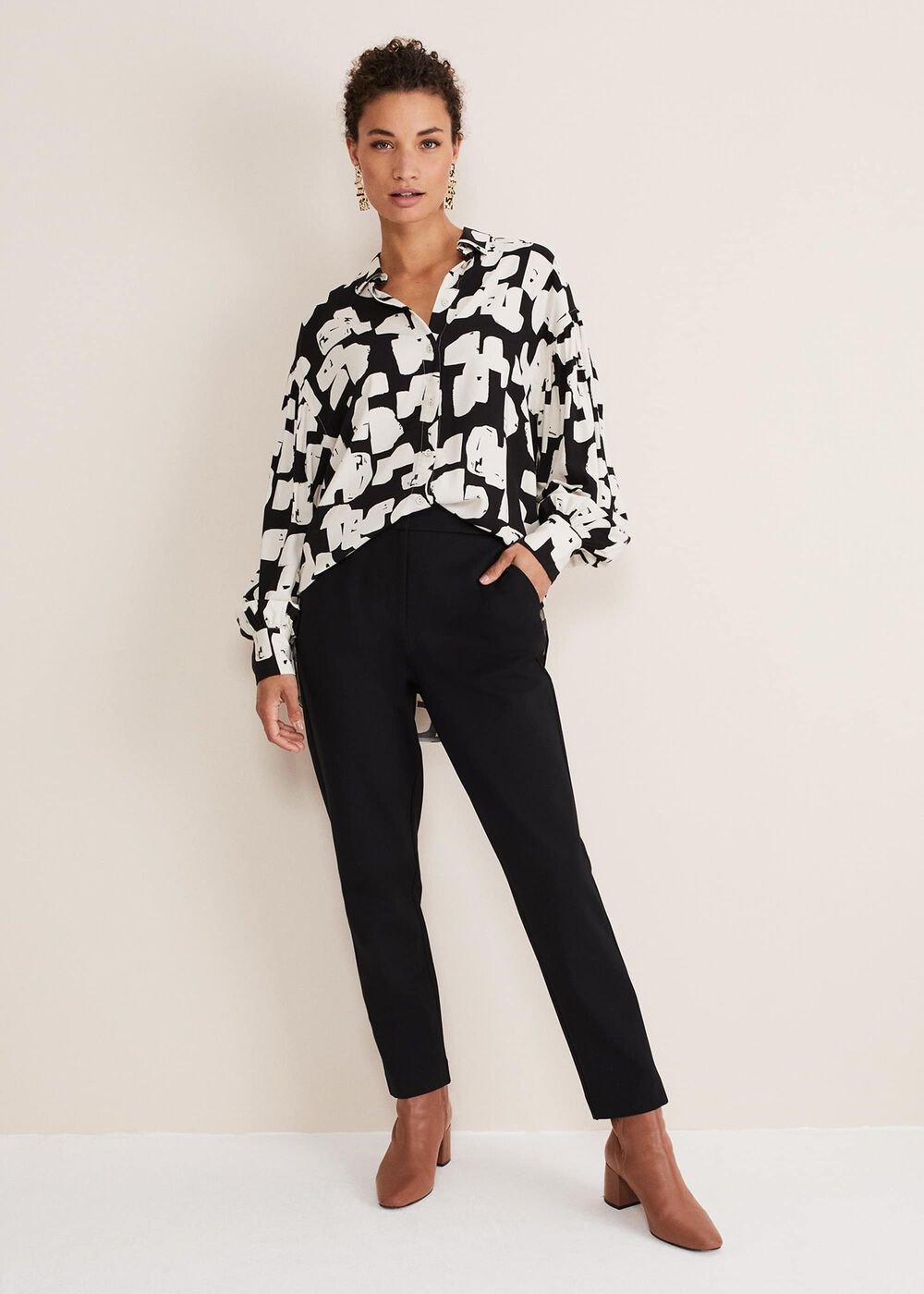 Luana Geo Print Blouse - Black/Cream