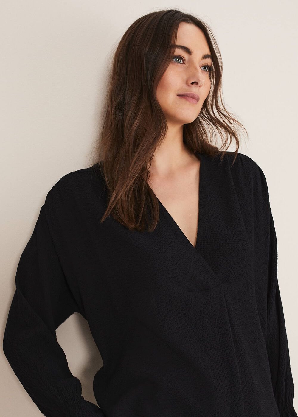 Kym V-Neck Textured Blouse - Black