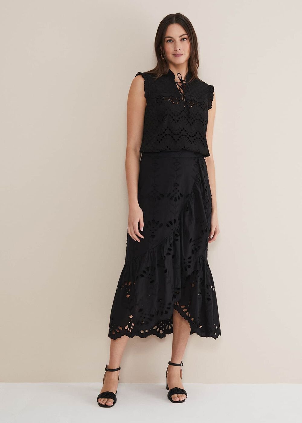 Mollie Broderie Sleeveless Blouse - Black