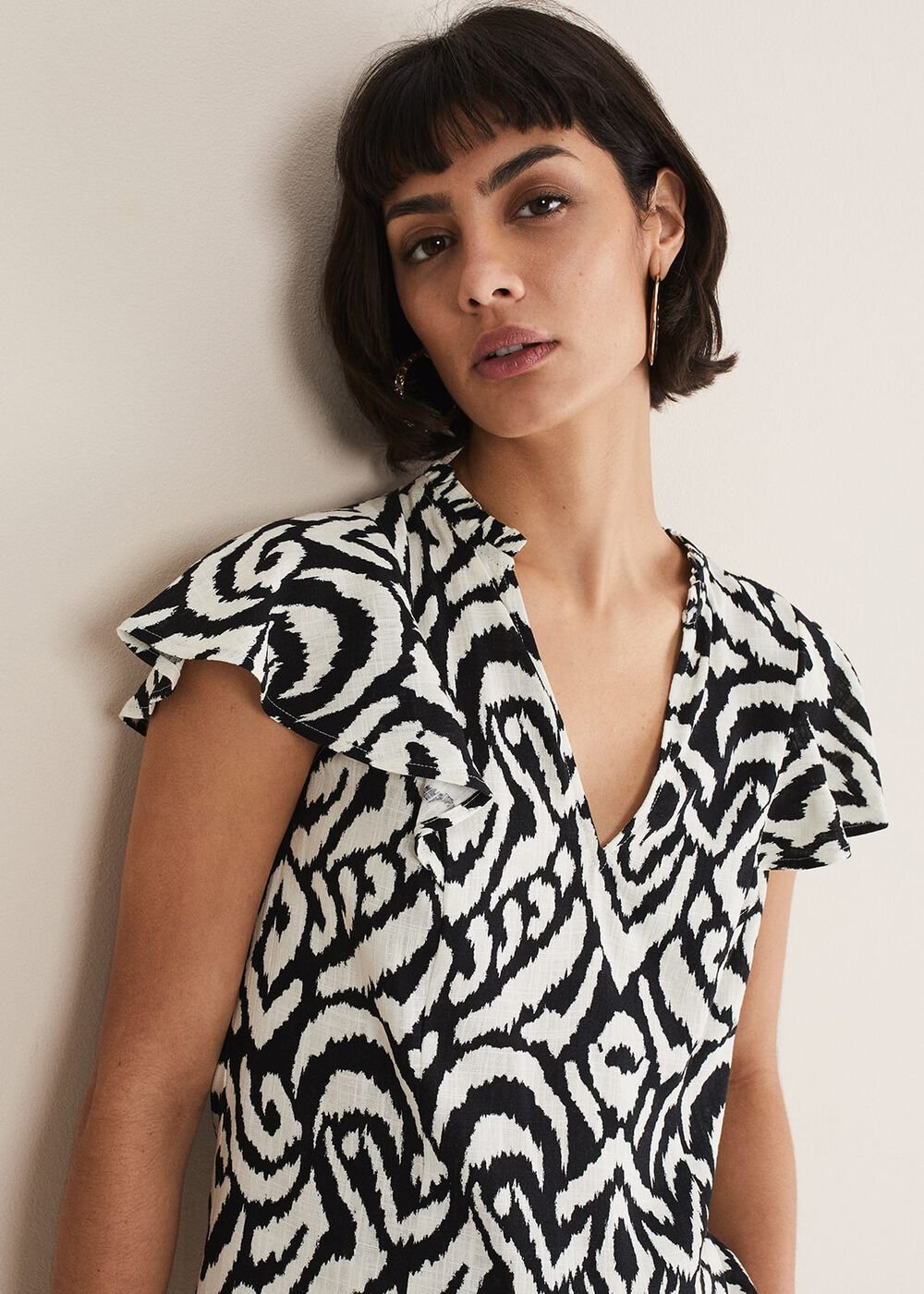 Dalia Ikat Ruffle Top - Black/Ivory