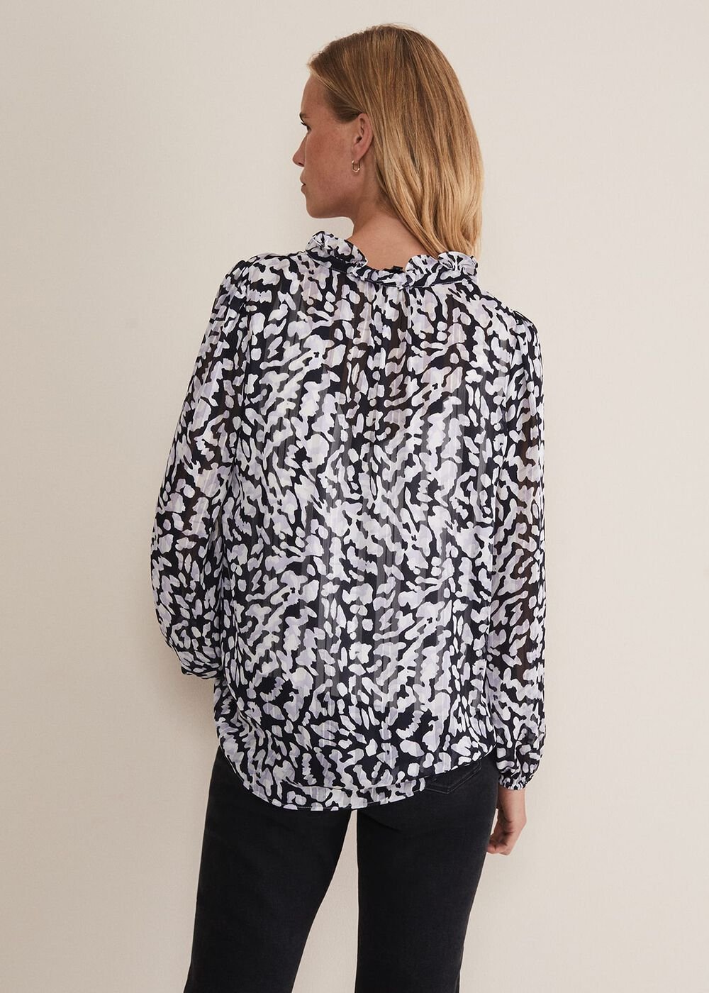 Amryn Abstract Blouse - Carbon/Ivory