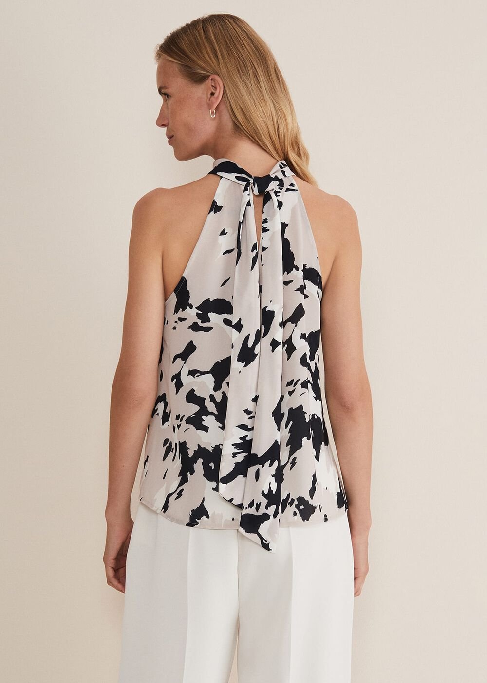Sejal Printed Halter Neck Top - Black/Putty