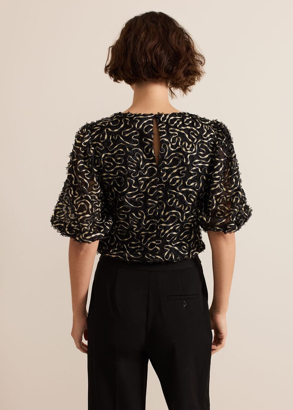 Ariella Textured Blouson Sleeve Top - Black