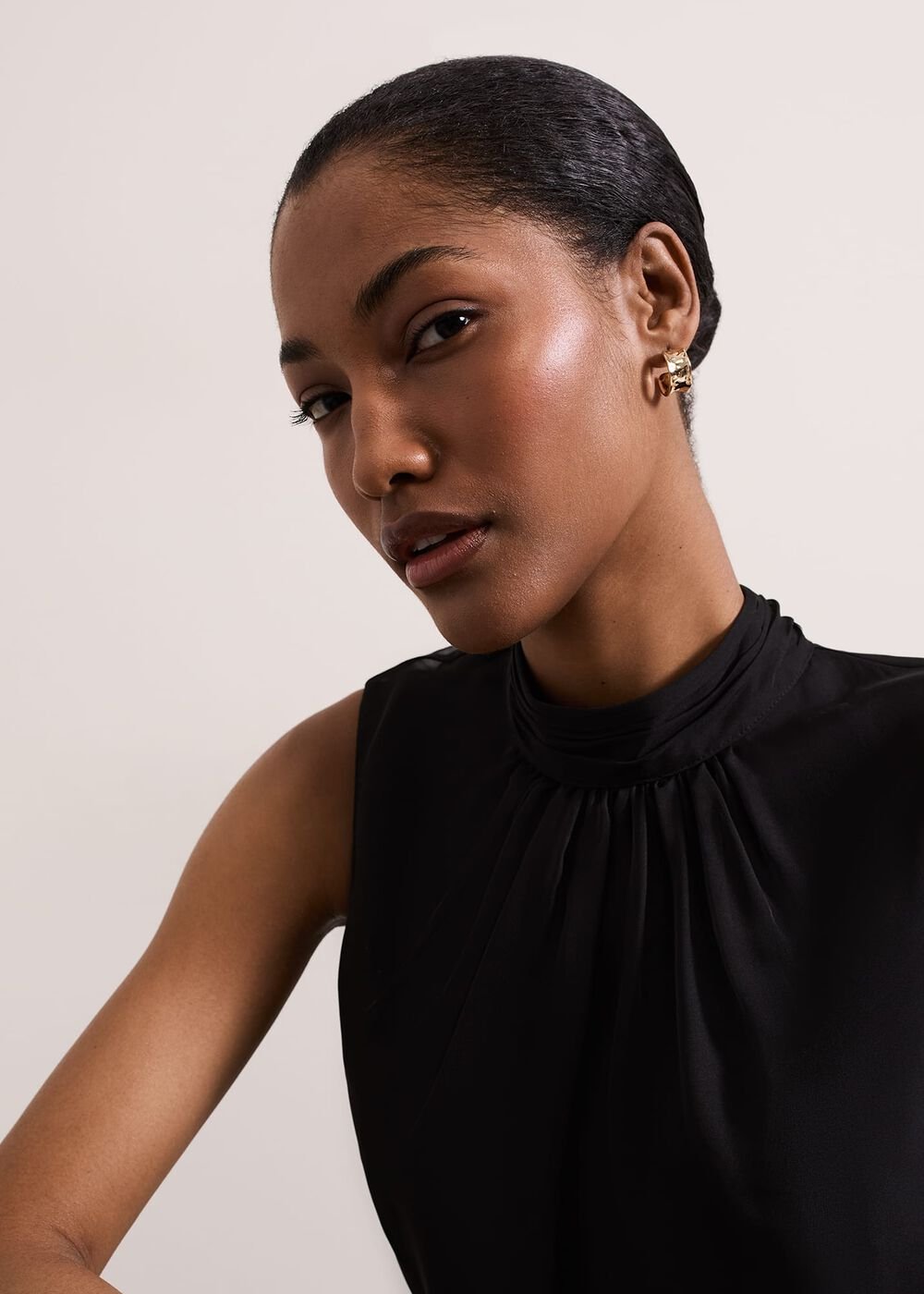 Nella High Neck Top - Black