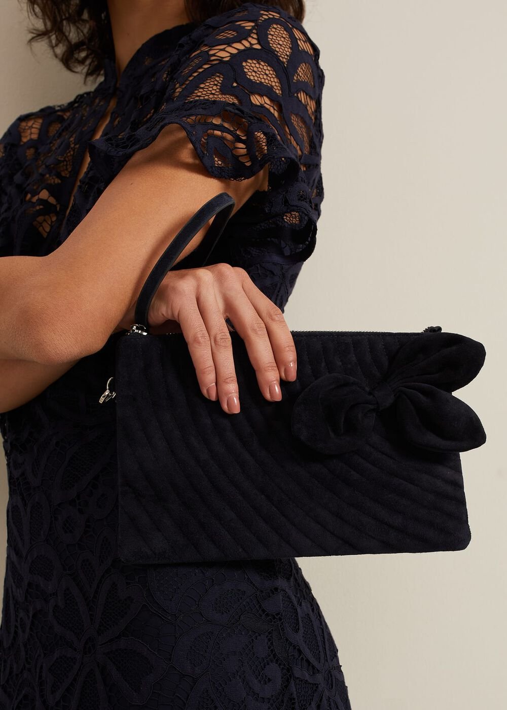 Suede Structured Bow Clutch Bag - Navy