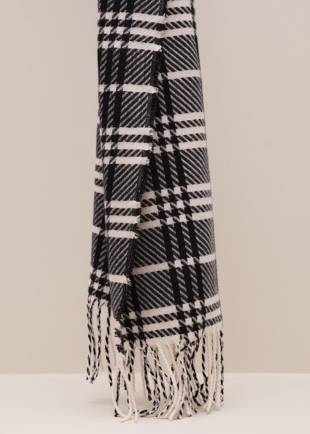 Checked Printed Scarf - Black/Ivory