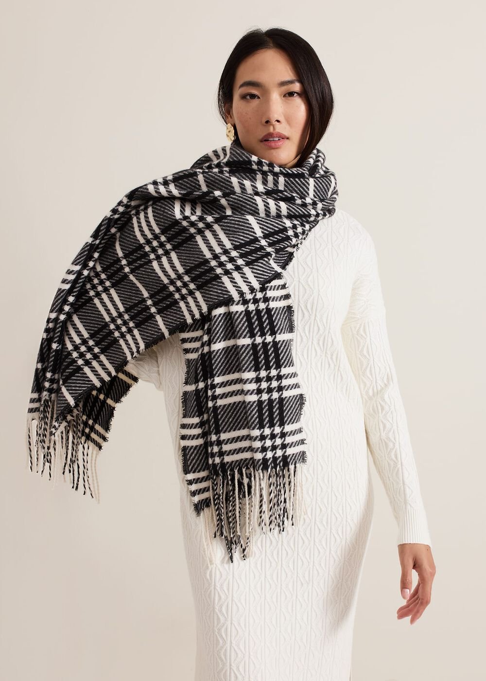 Checked Printed Scarf - Black/Ivory