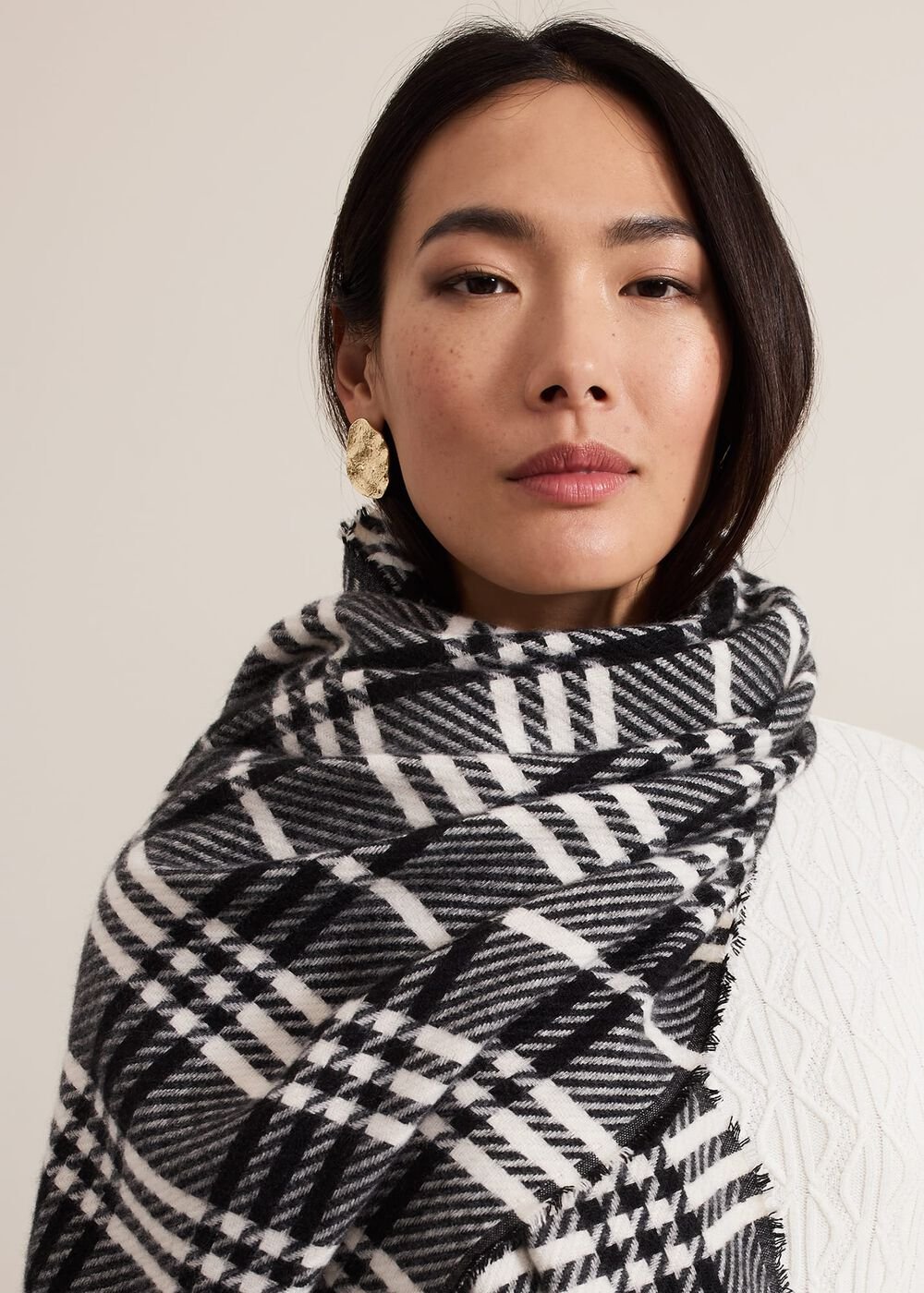 Checked Printed Scarf - Black/Ivory