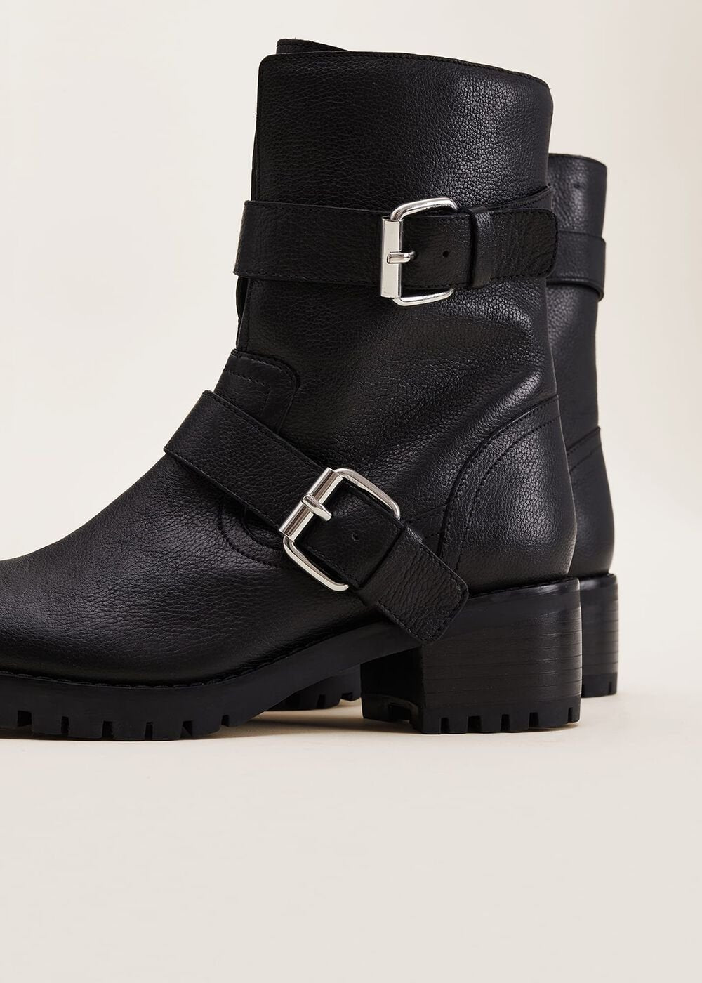 Alaska Black Leather Biker Boots - Black