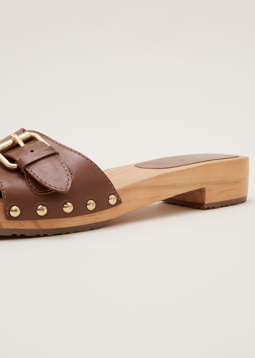 Buckle Front Clog Sandal - Tan