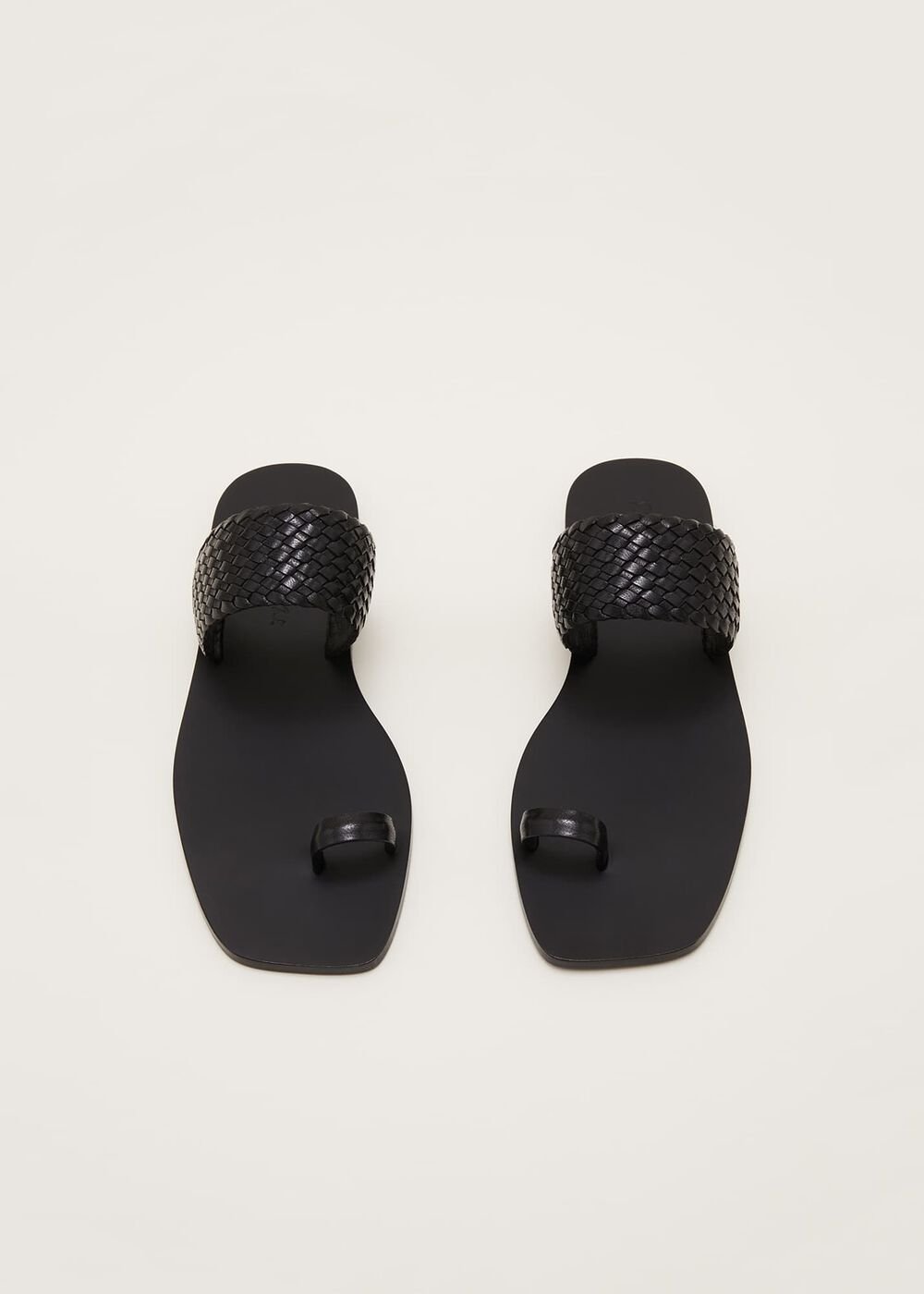 Toe Post Sandal - Black