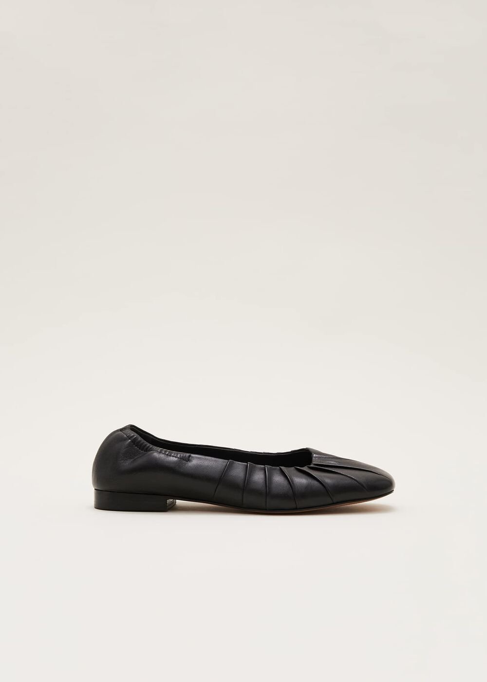 Elasticated Pump - Black