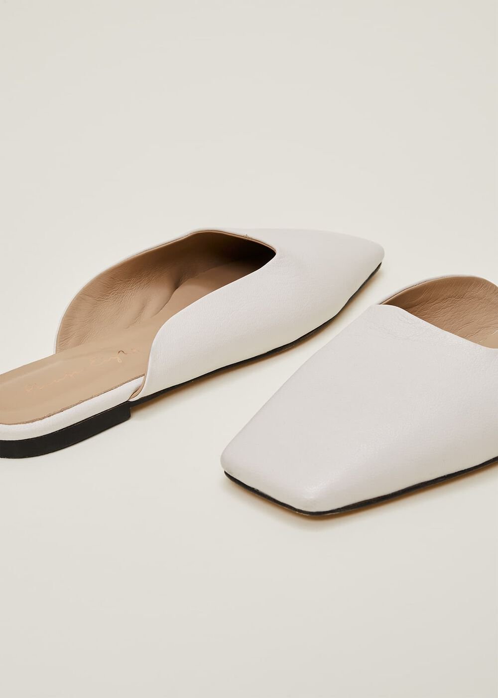 Slip On Mule Shoe - Ivory