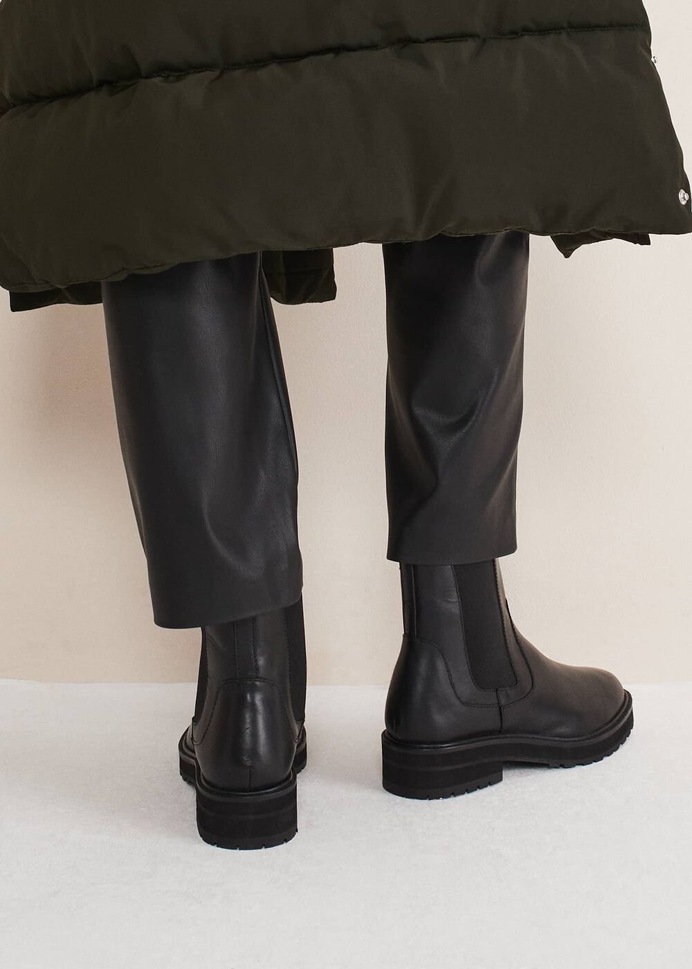 Casual Leather Pull On Ankle Boots - Black