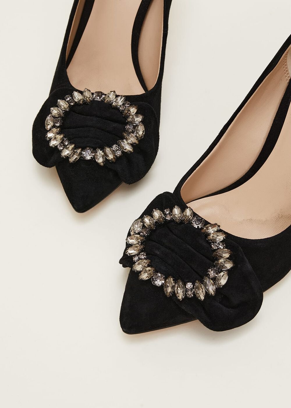 Jewel Front Bow Court Shoe - Black