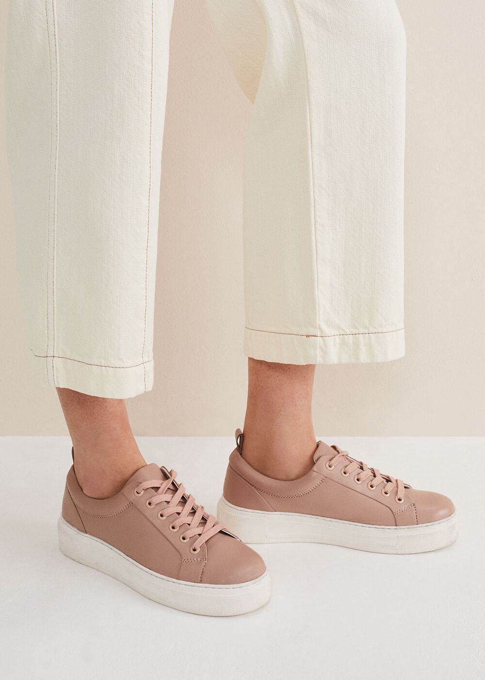 Platform Trainers - Light Pink