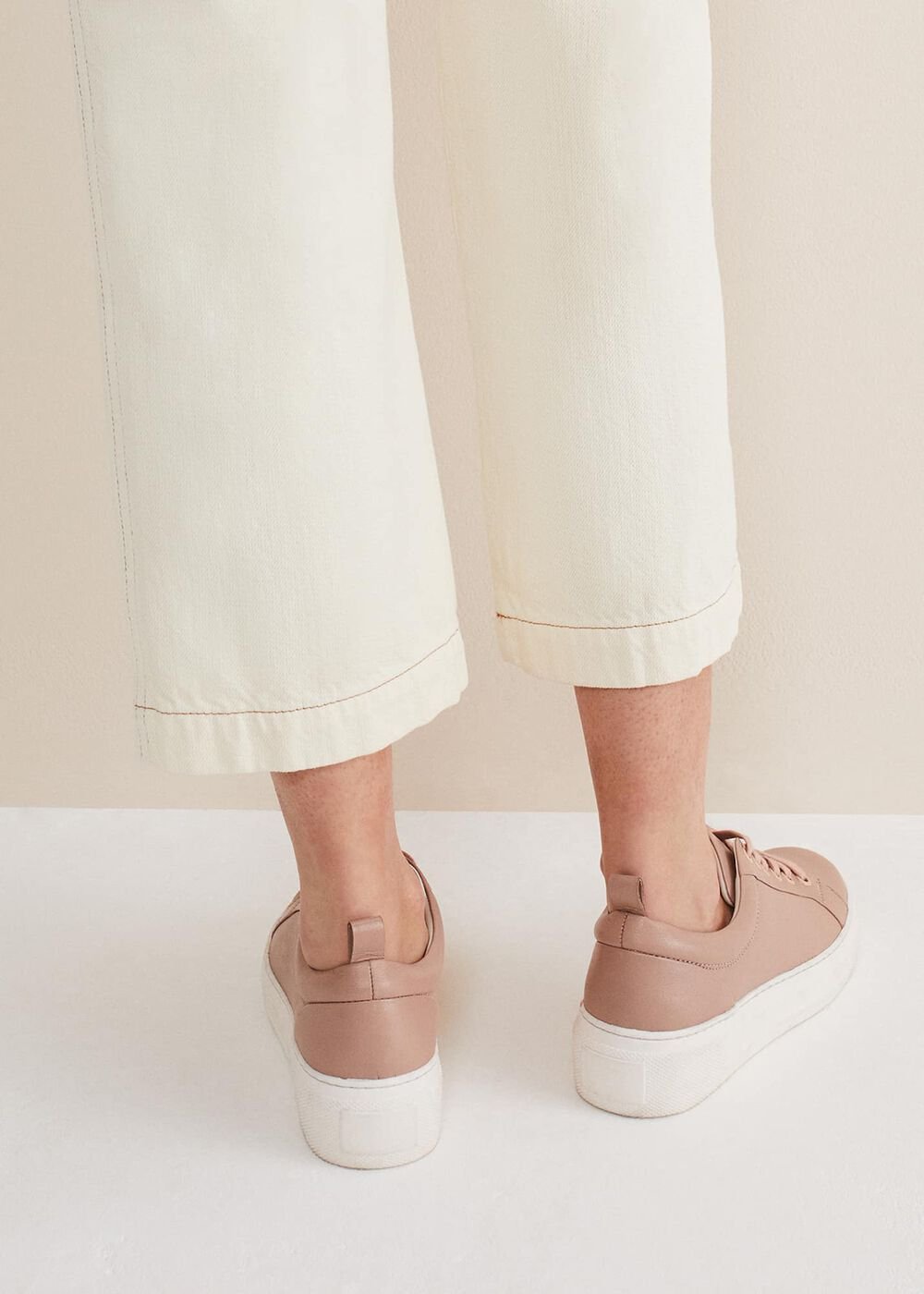 Platform Trainers - Light Pink