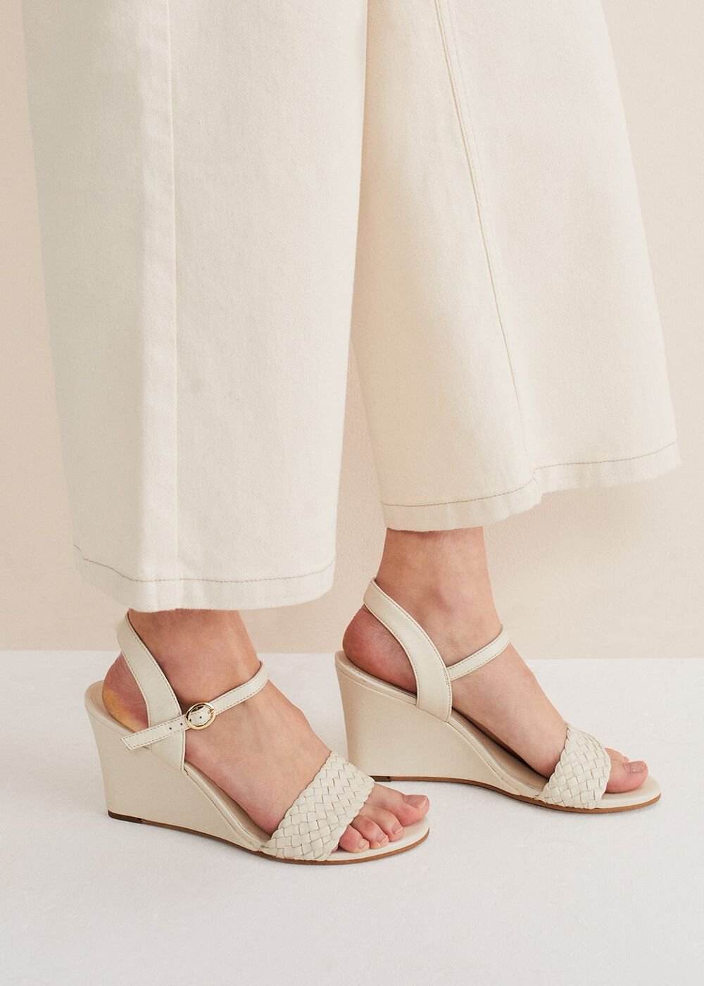 Leather Plait Strap Shoes - Ivory
