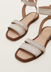 Leather Flat Sandals - Cream