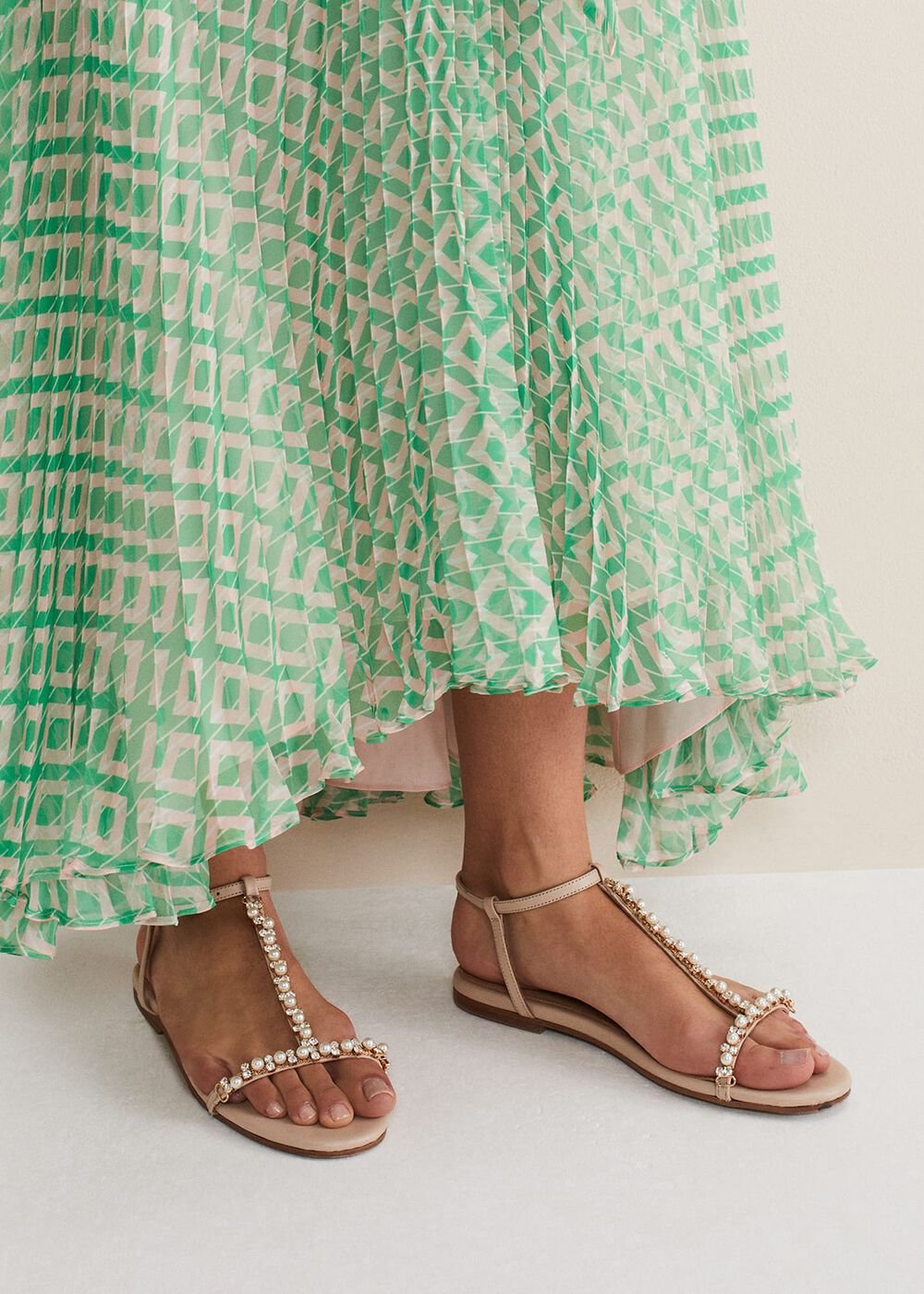 Leather Jewel Trim Flat Sandal - Neutral