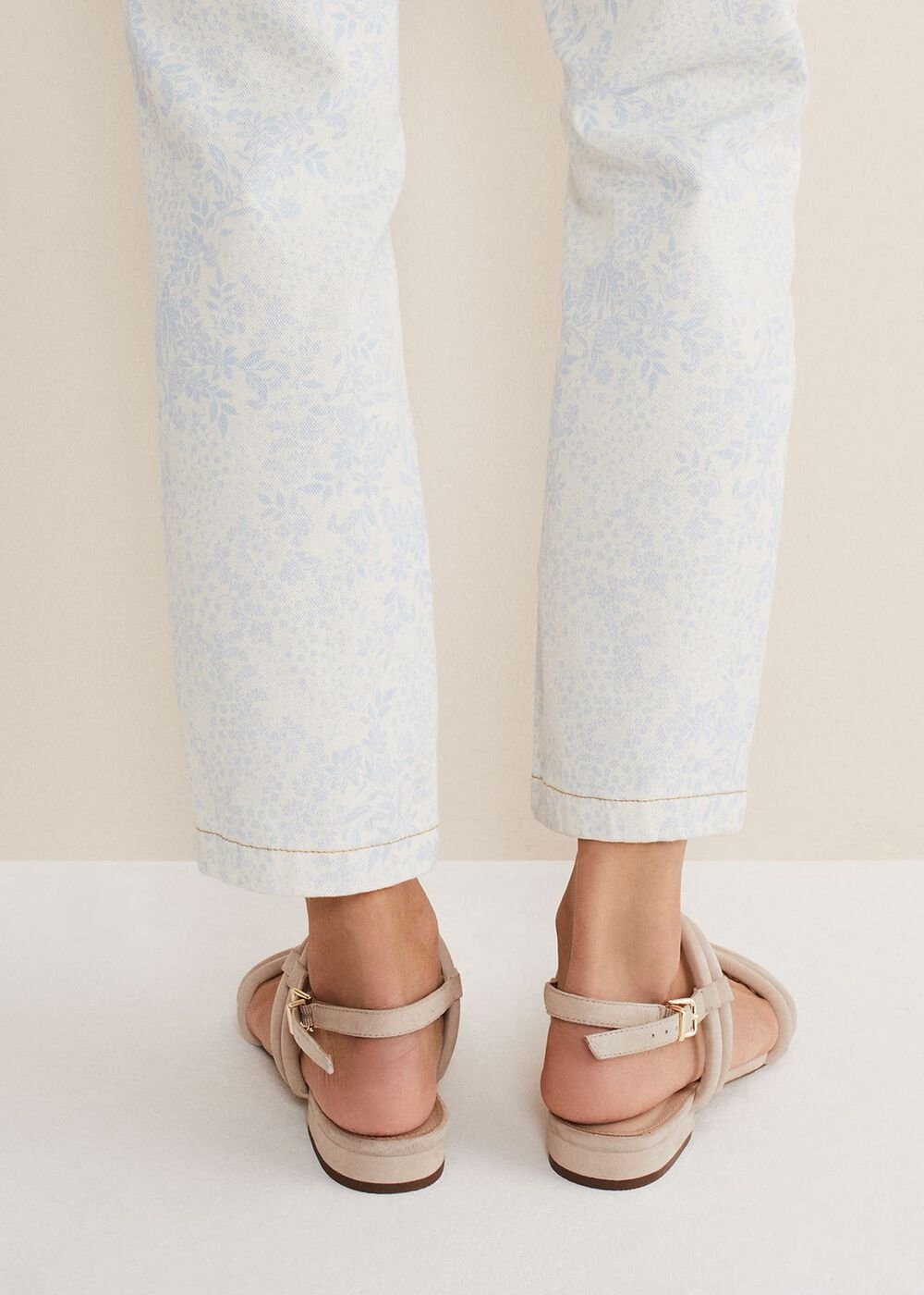 Suede Sandals - Neutral