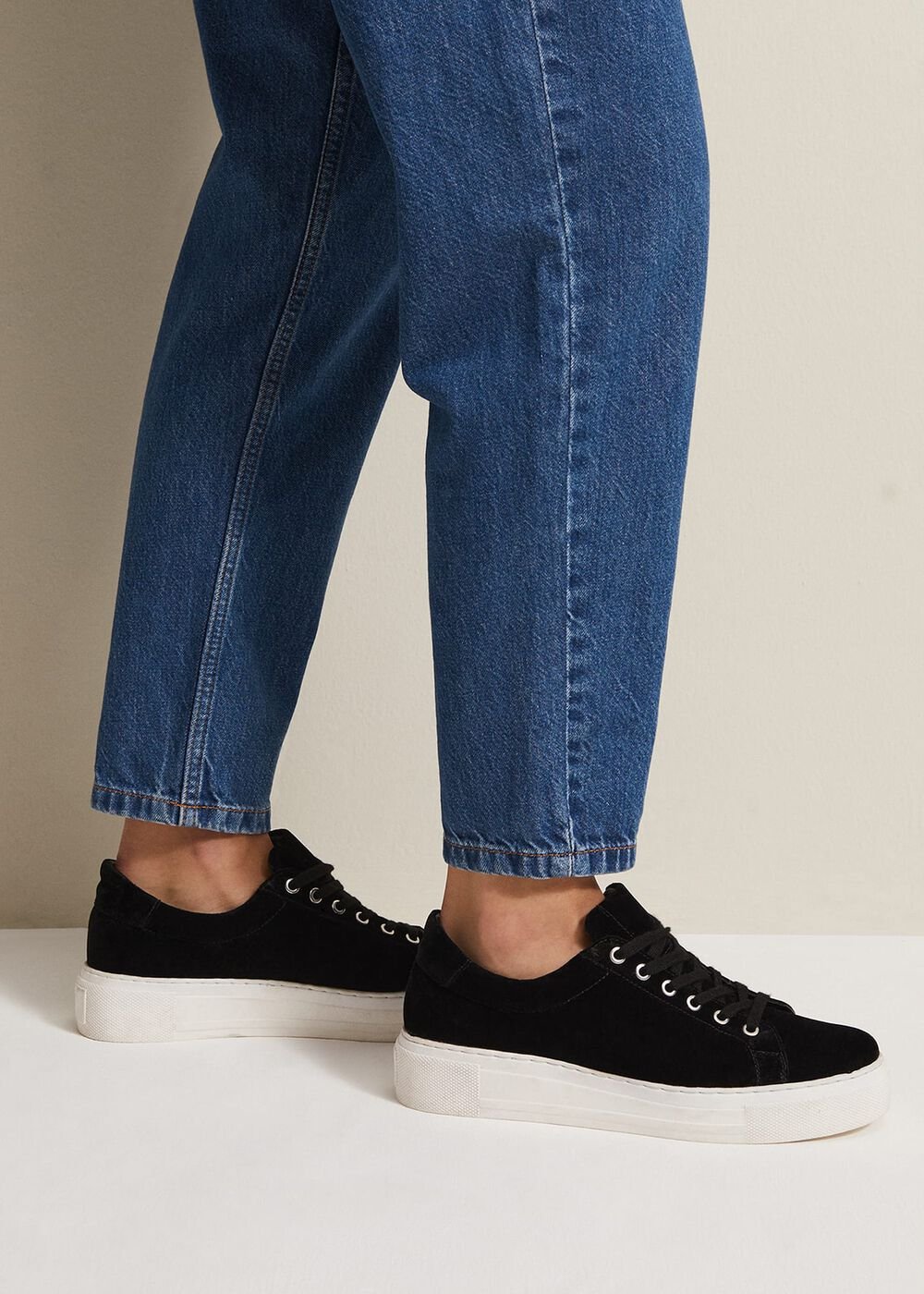 Black Velvet Trainers - Black