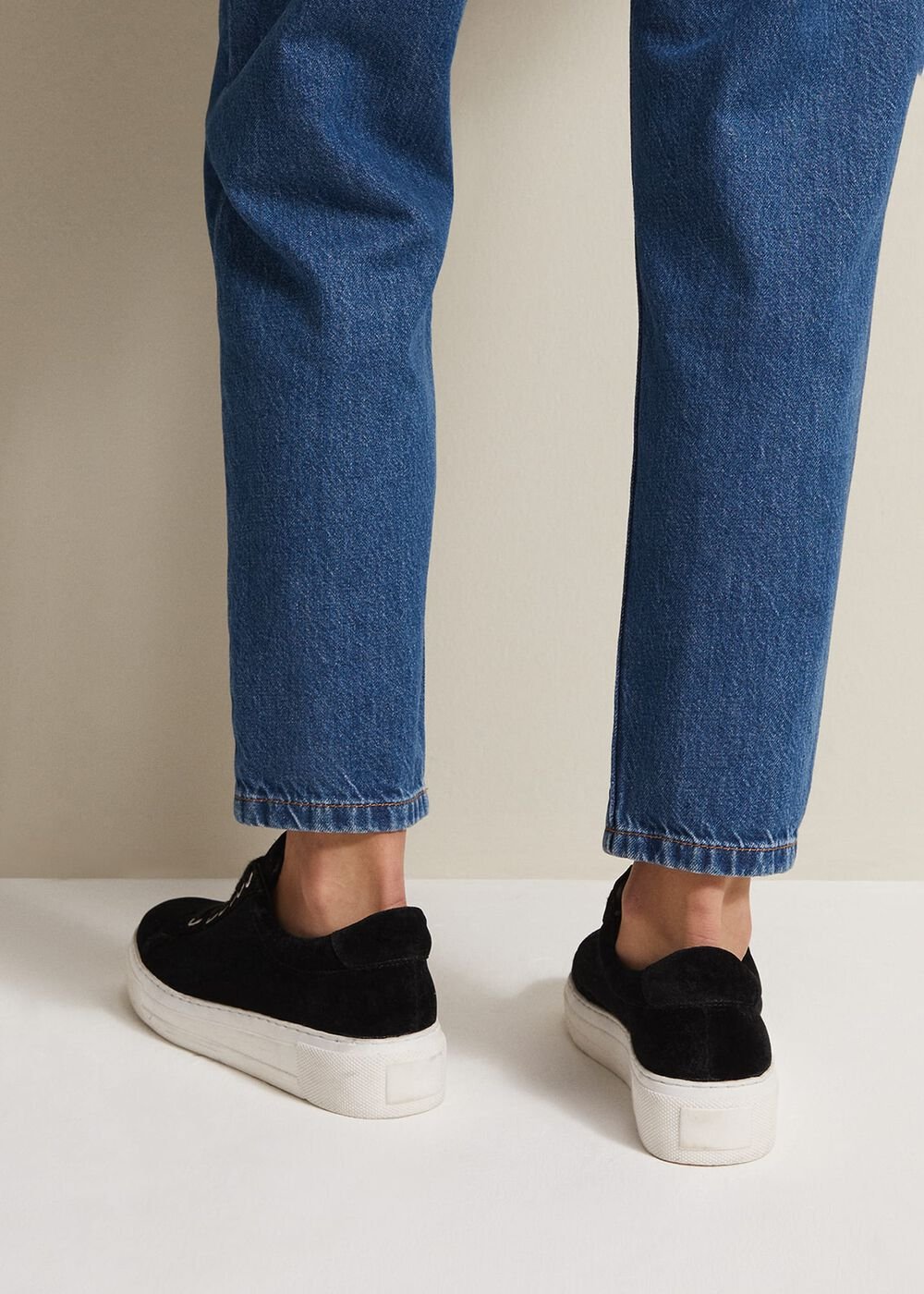 Black Velvet Trainers - Black