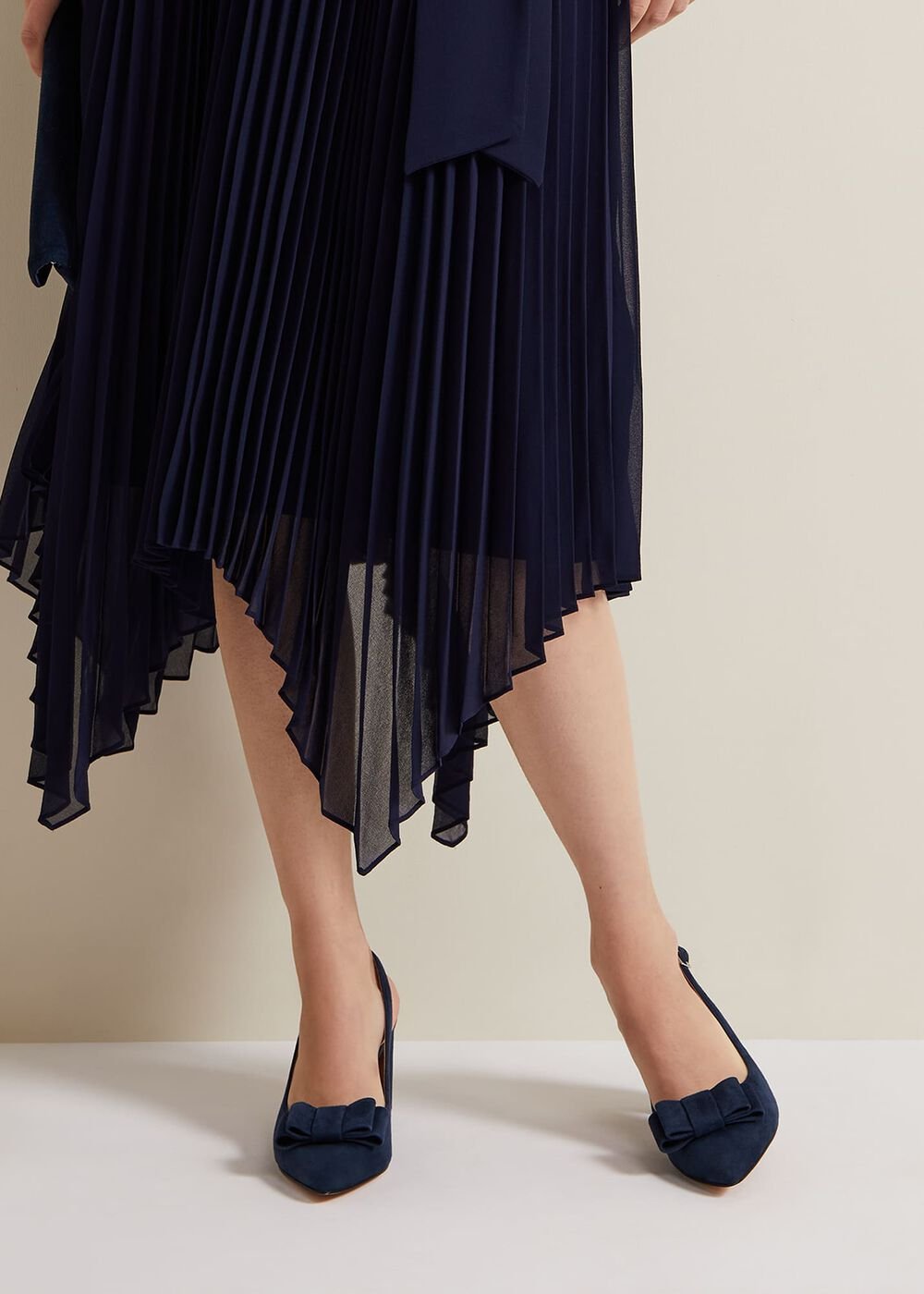 Bow Front Slingback Block Heel Shoes - Navy