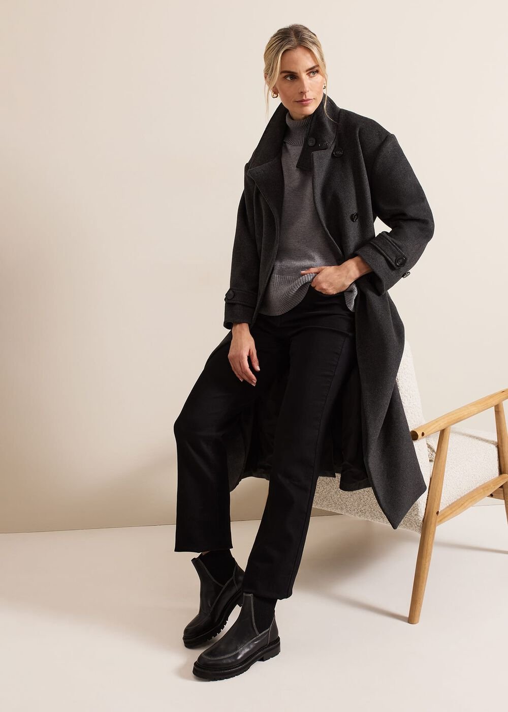Black Feature Stitch Chunky Chelsea Boot - Black