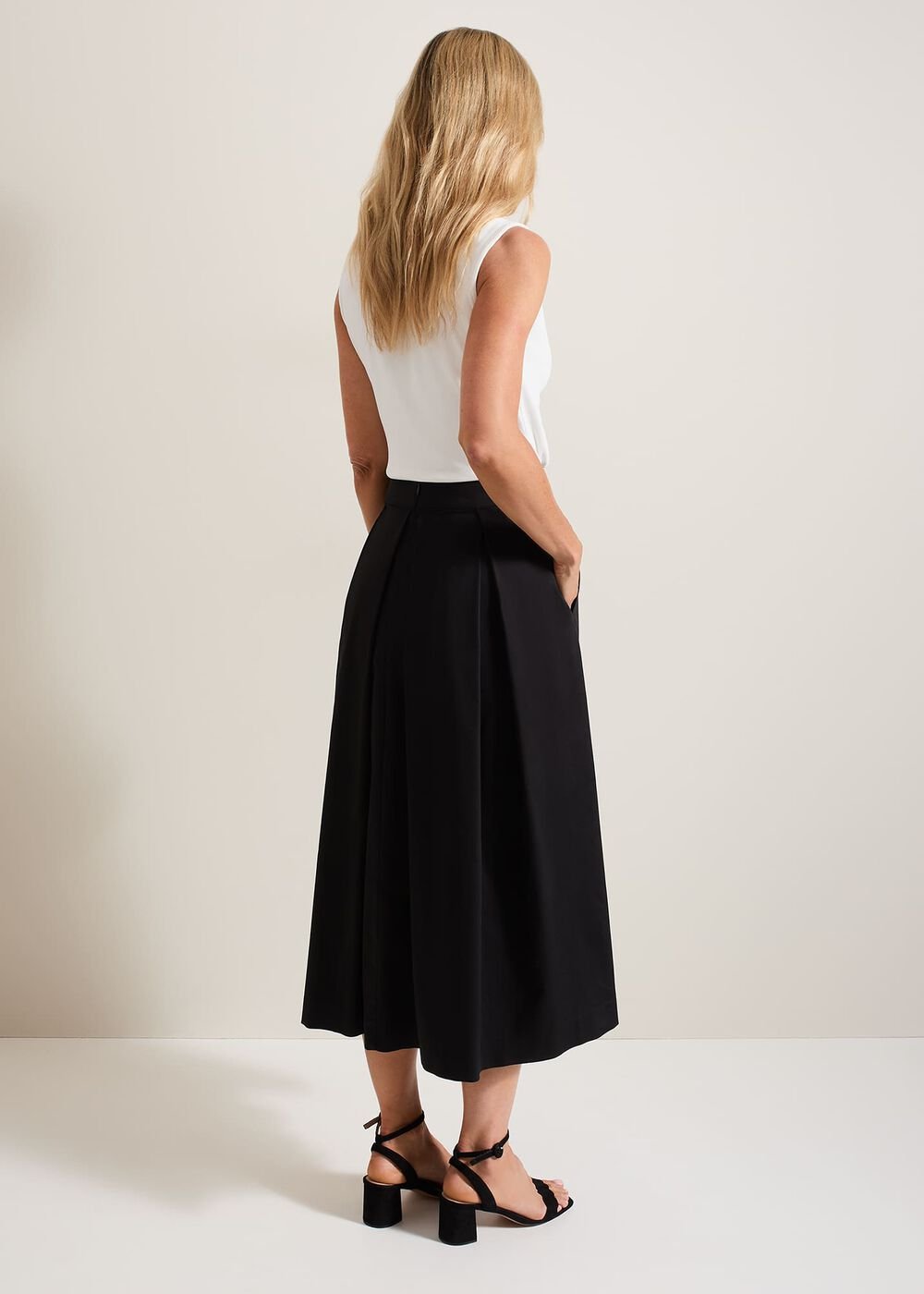 Trinity Pleated Skirt - Black