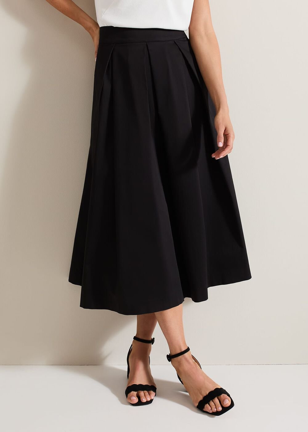 Trinity Pleated Skirt - Black