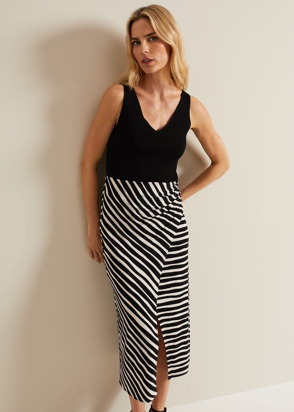Rory Jersey Printed Maxi Skirt - Black/Stone