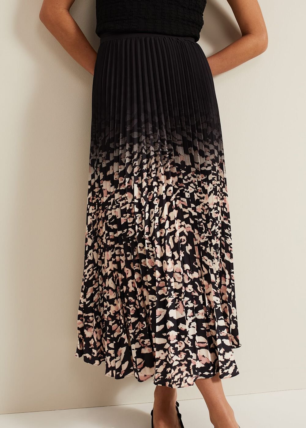 Elmina Abstract Print Pleated Skirt - Neutral
