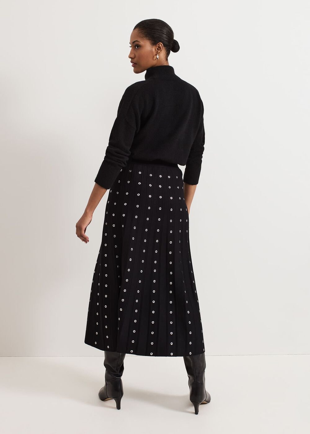 Emilia Eyelet Skirt - Black