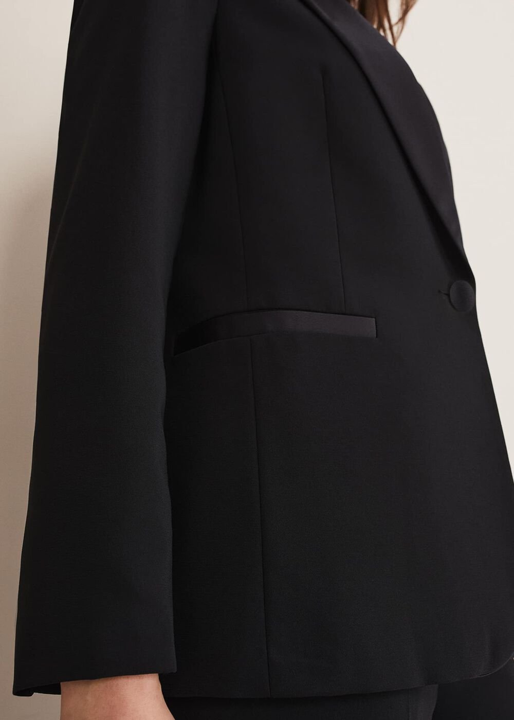 Elandra Black Tux Blazer - Black