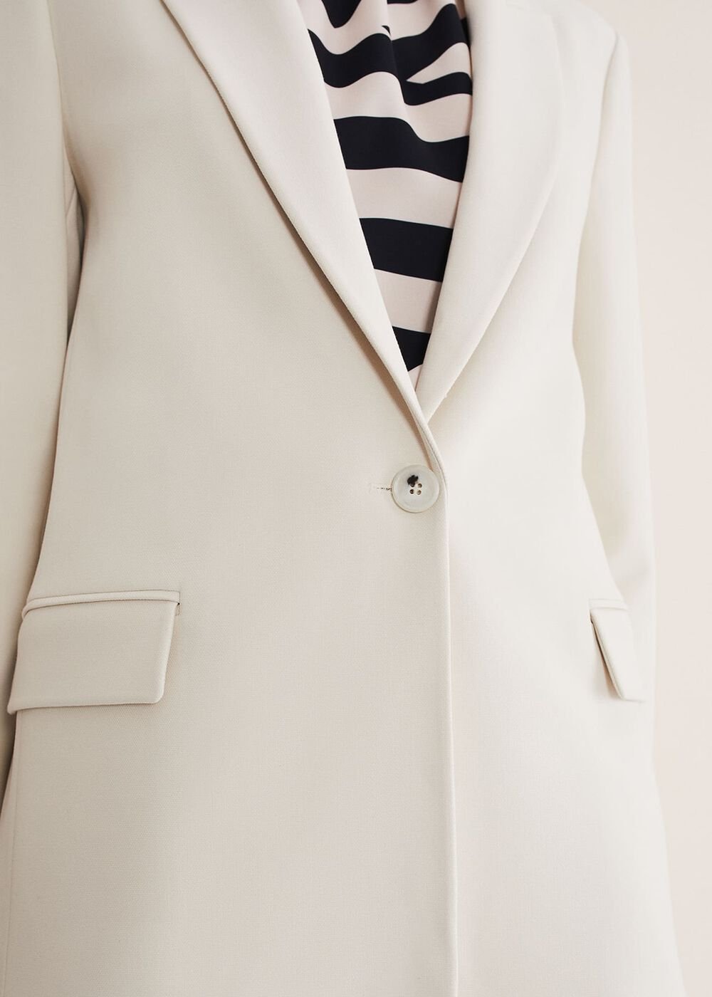 Celyn Single Breasted Blazer - Almond