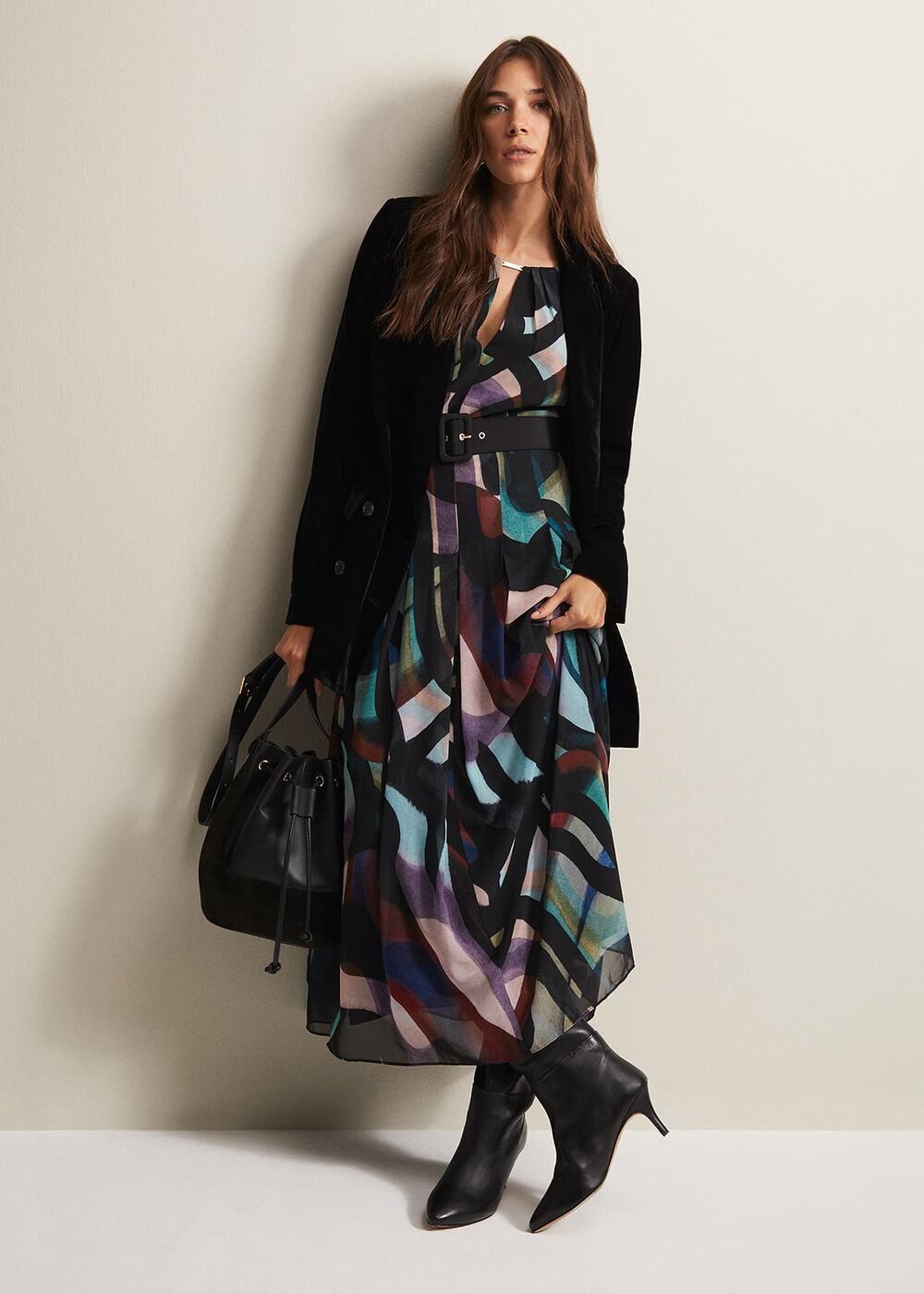 Avani Black Velvet Blazer - Black