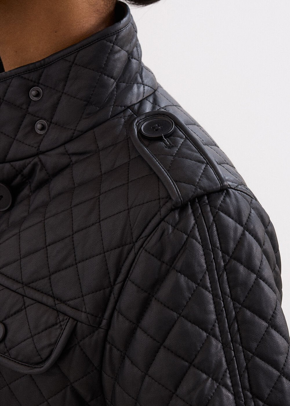 Erna Pu Coat - Black
