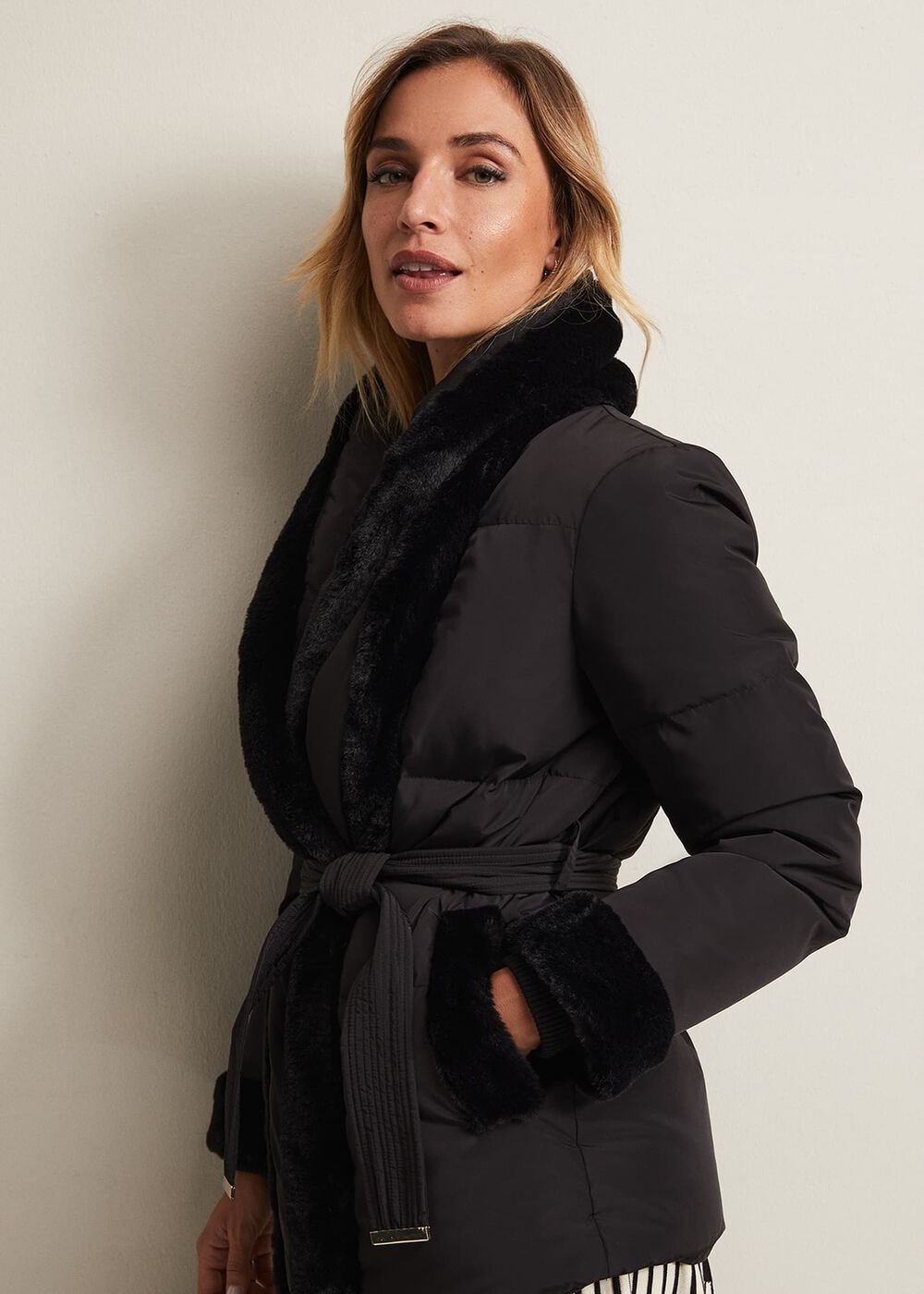 Nelle Black Faux Fur Short Puffer Coat - Black