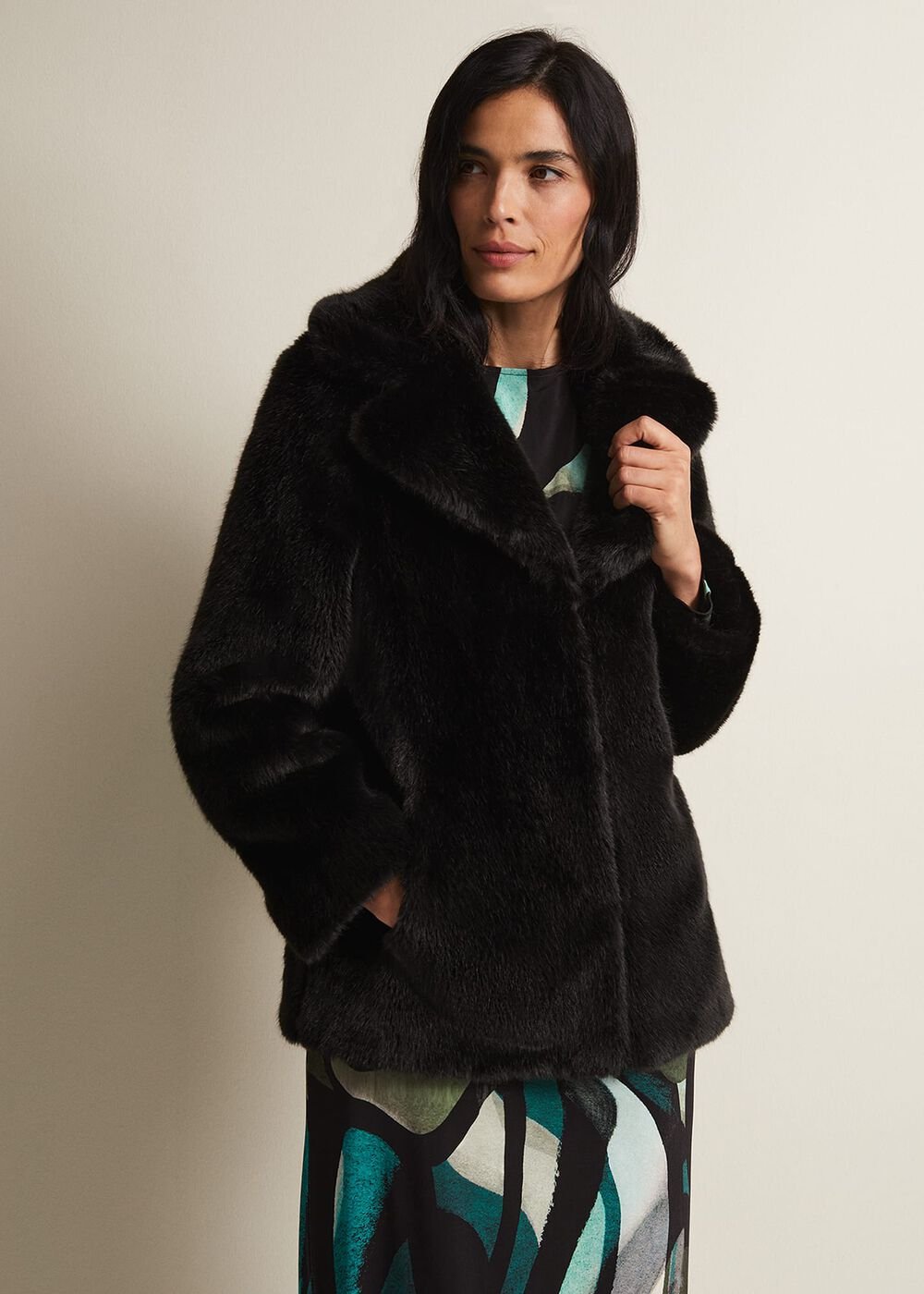 Megan Black Faux Fur Coat - Black