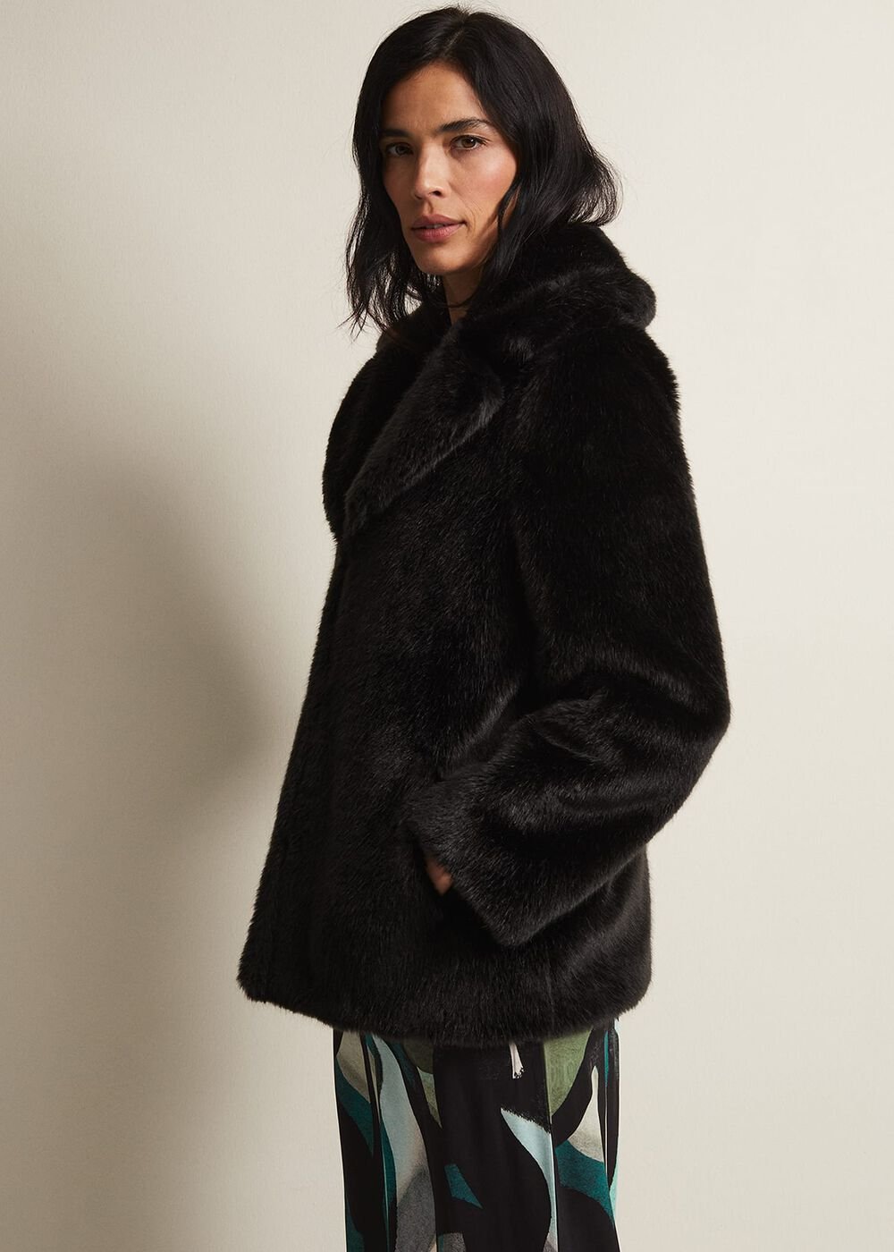 Megan Black Faux Fur Coat - Black